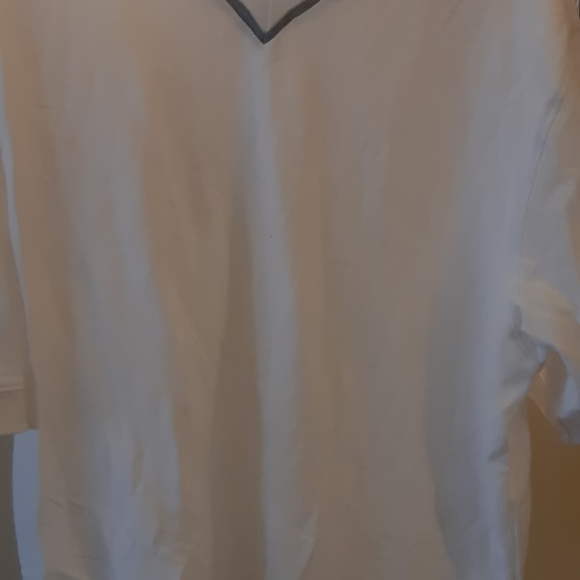 ST. JOHNS BAY CREW NECK HEAVY TEE 100% COTTON - Picture 2 of 3